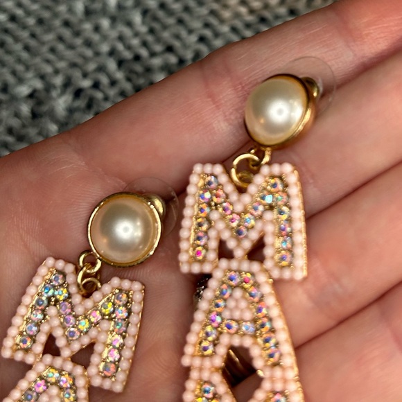 3/$10 Beaded 'MAMA' Earrings - Picture 4 of 5
